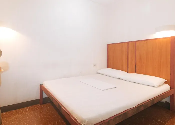 Stay Malate Hostel By Reddoorz Manila